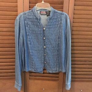 | EUC Vintage (1990’s) Denim Top With Detail - L